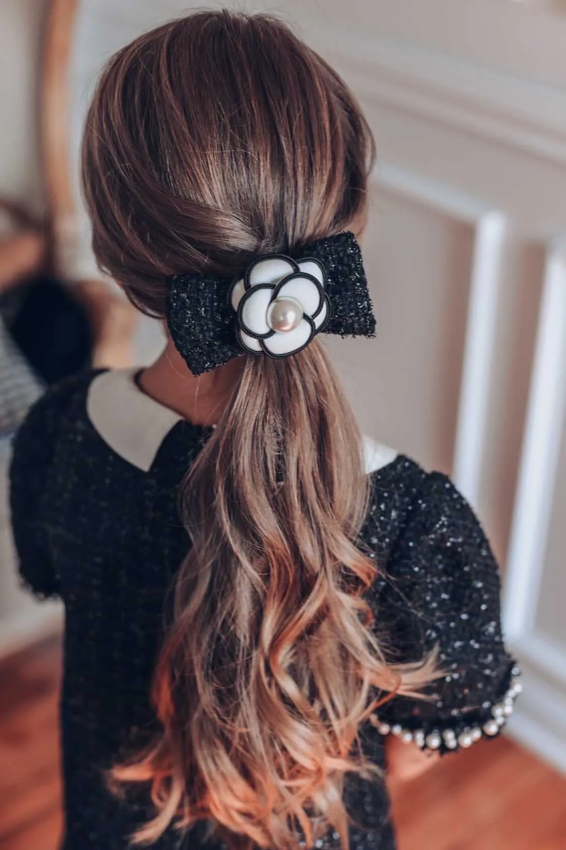 Jasmine Bow hair clip