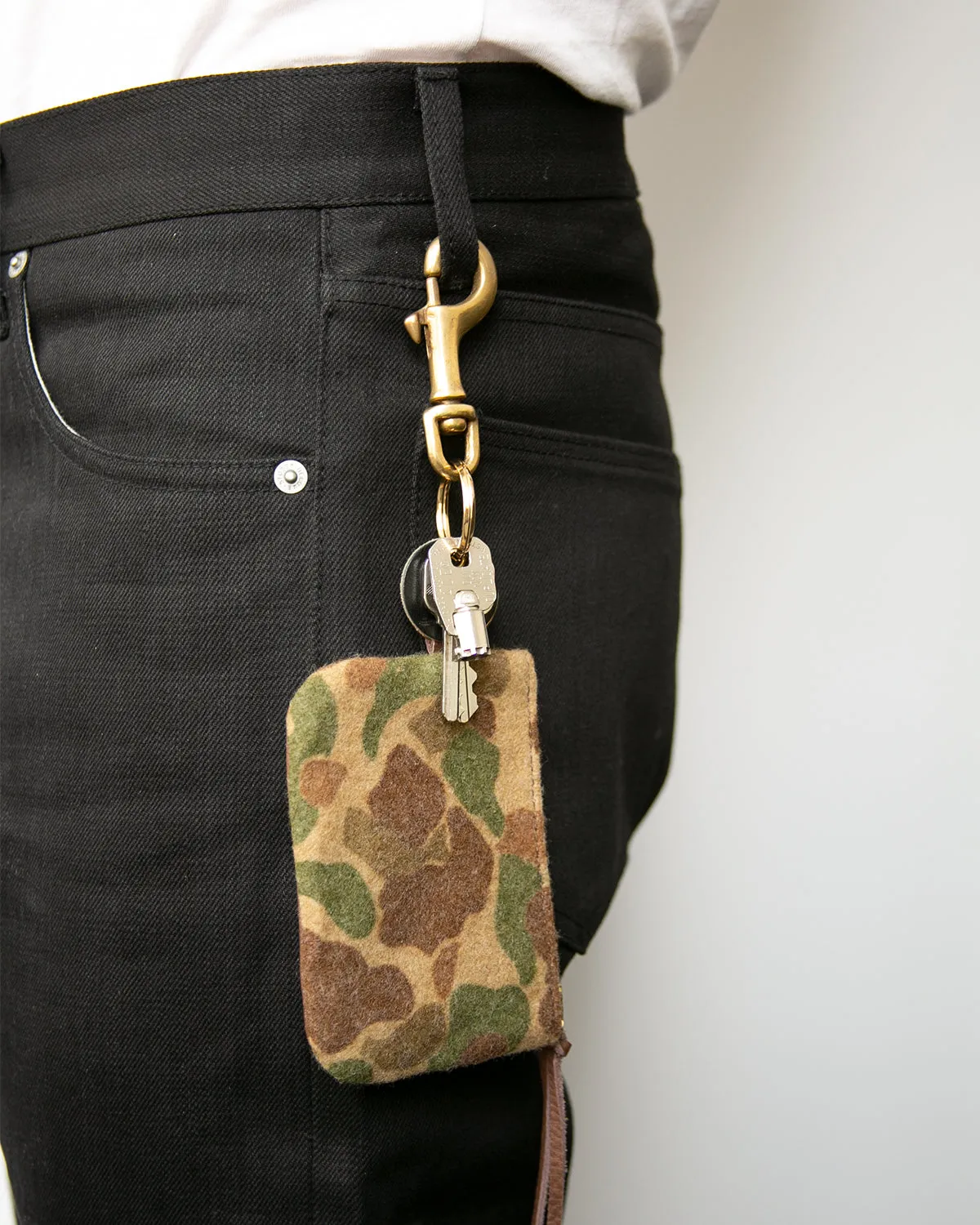 Leather/Wool Coin Purse - Dark Brown/Olive Camo