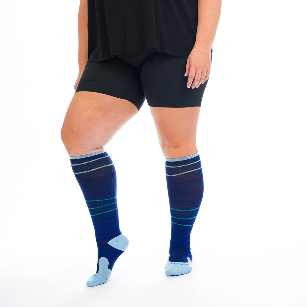 Marathon Wide-Calf, Navy Blue Lines